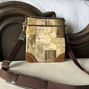 Coach Crossbody Authentic